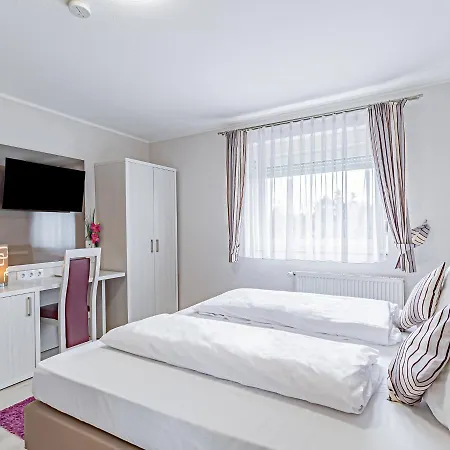 Tannenblick Hotel 3*